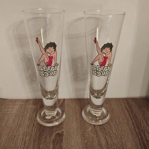 Betty Boop Tall Wine Glasses Set